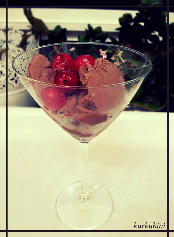 Chocolate Parfait Ice Cream a Recipe by Michele Volonaki ~ Παγωτό Παρφέ&nbsp;Σοκολάτα